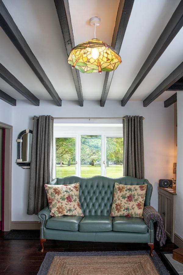 Work And Relax - Fast Wifi, Fireplace & Near Pub Newton Aycliffe Eksteriør bilde